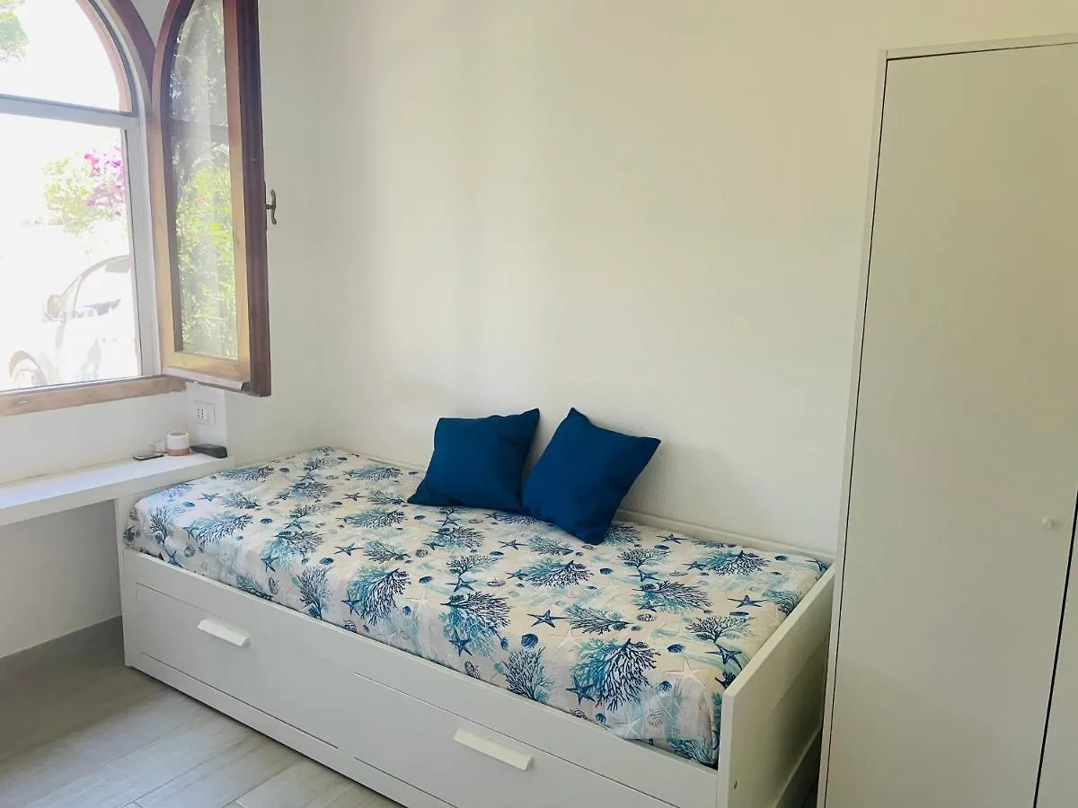 Villino Oleandro A Pochi Passi Dalla Spiaggia Di Simius Vila