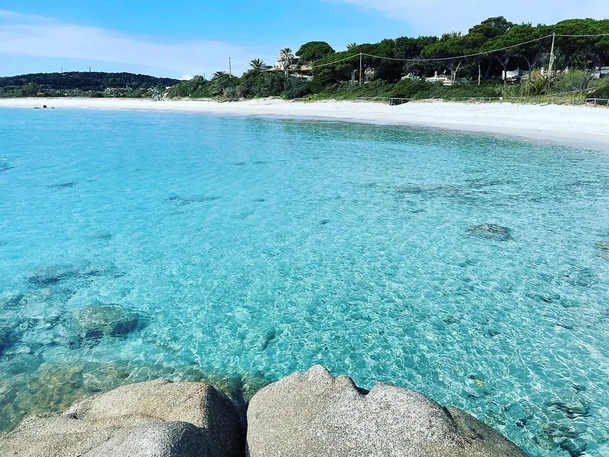 Villino Oleandro A Pochi Passi Dalla Spiaggia Di Simius